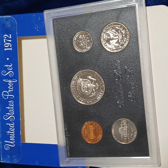 1971 & 1972 United States Proof Sets - Picture 6 of 10